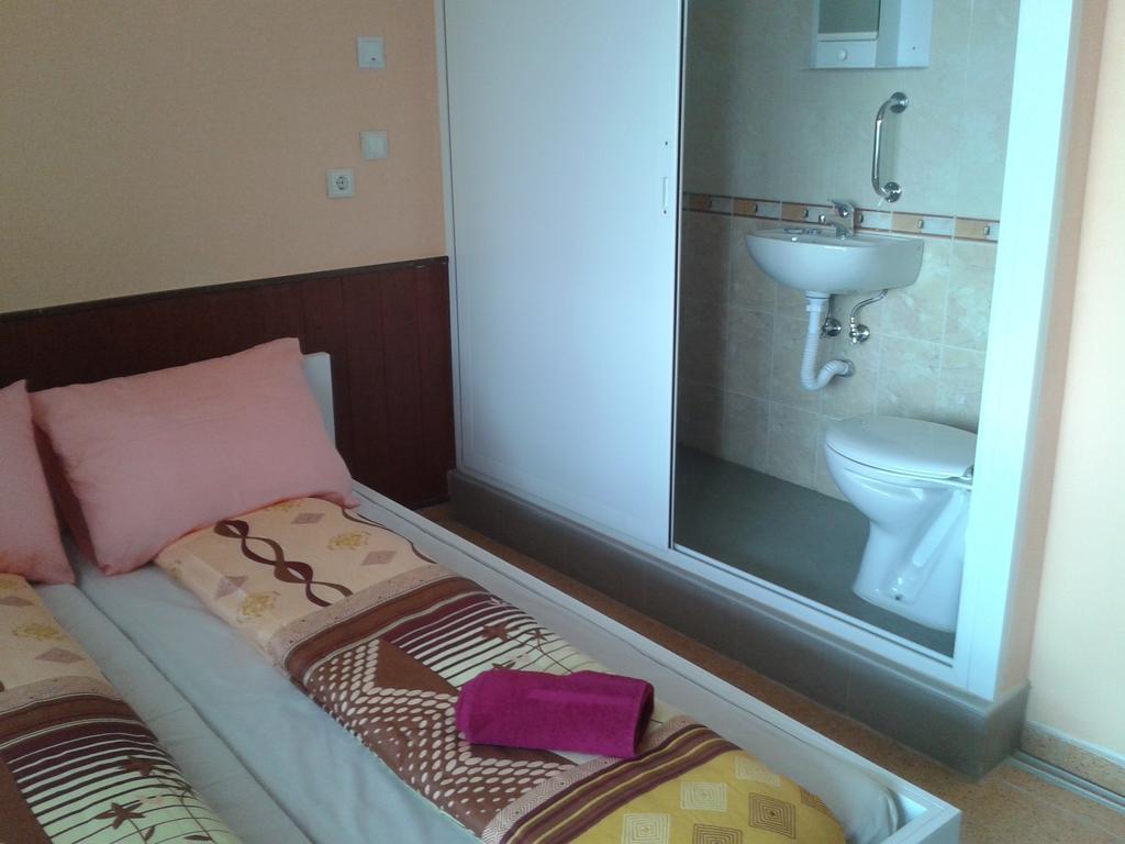 Osogovo Rooms Sofia Exterior photo